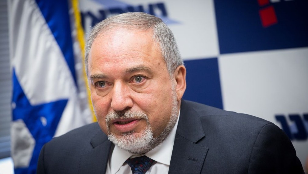 Lemondott az izraeli védelmi miniszter