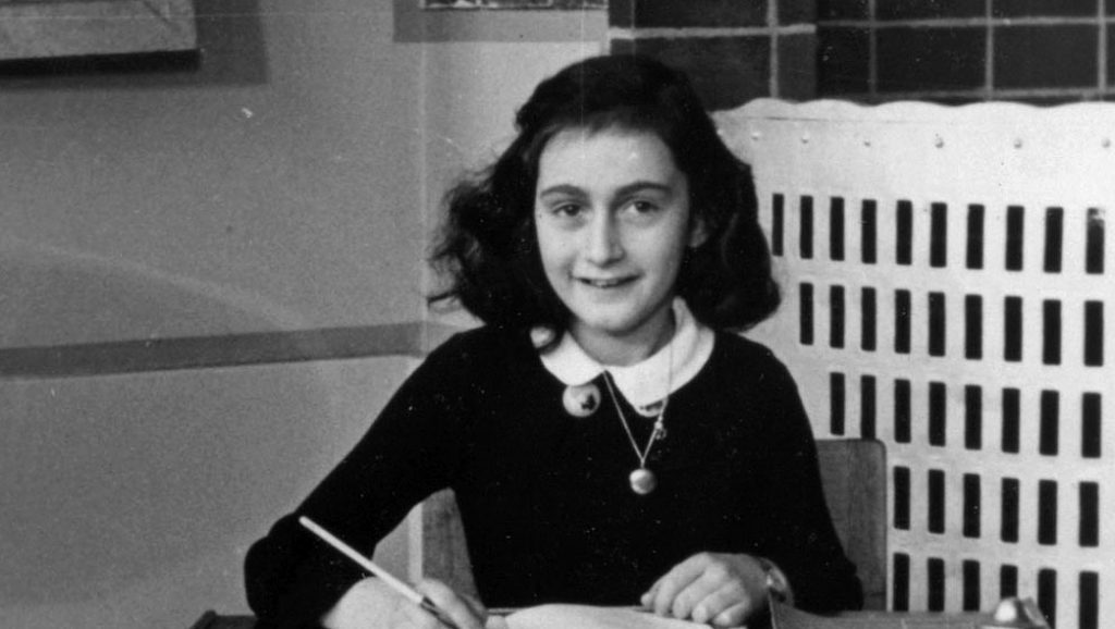 Ellopták az Anne Frank-emlékművet Buenos Airesben