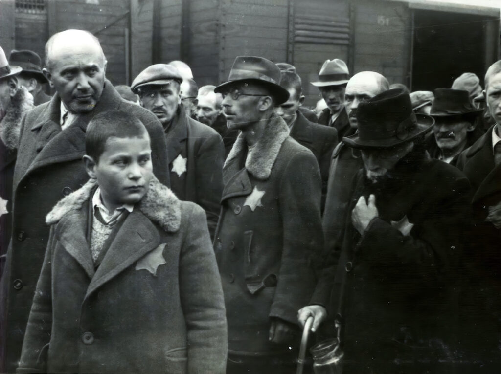 Online elérhetővé váltak a Jad Vasem holokauszt-áldozatokról készült nyilvántartásai